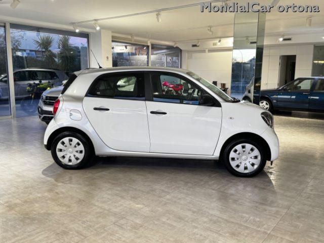 SMART ForFour 70 1.0 twinamic Youngster