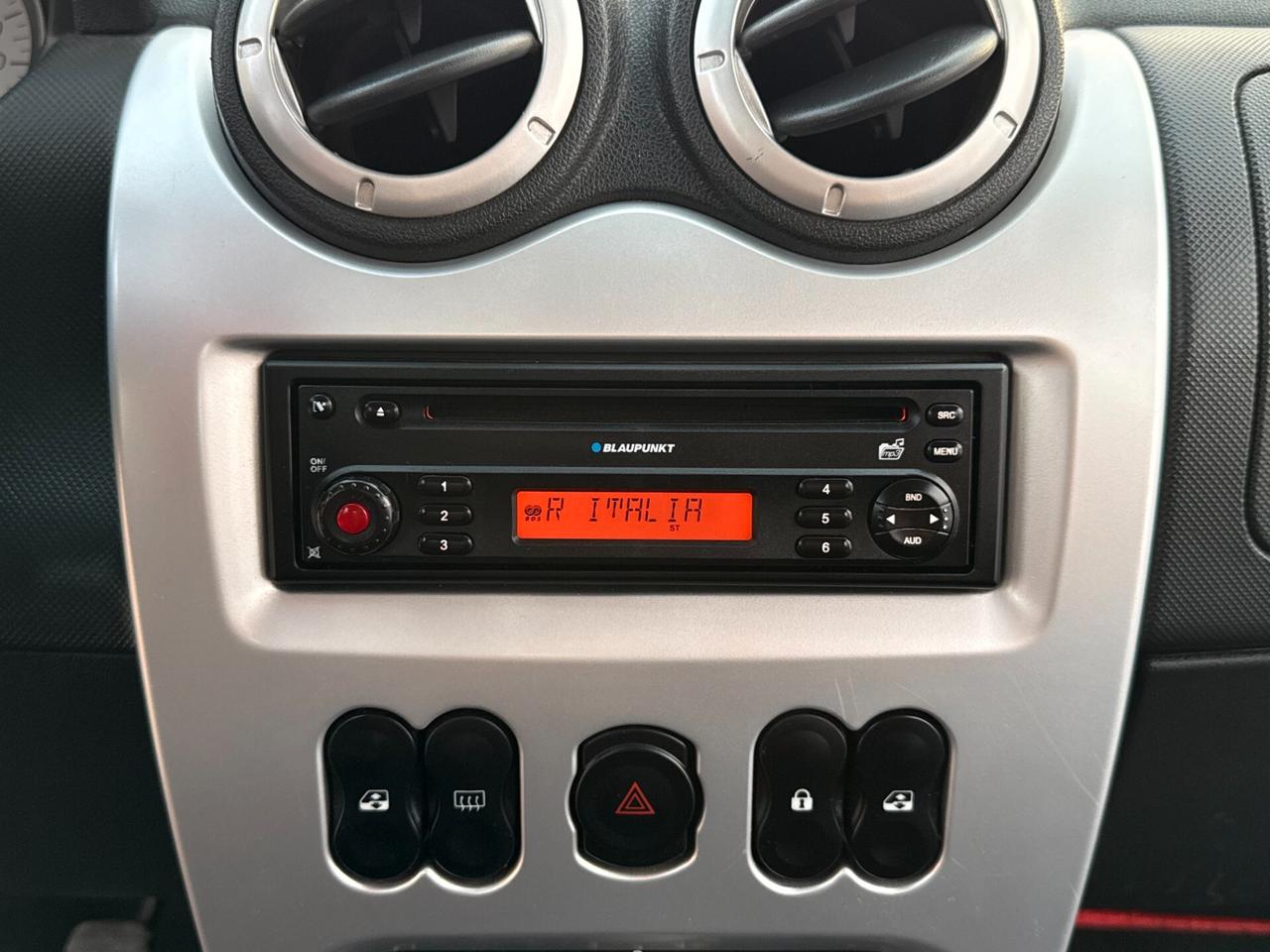 Dacia Sandero 1.4 75CV GPL Lauréate - 2009