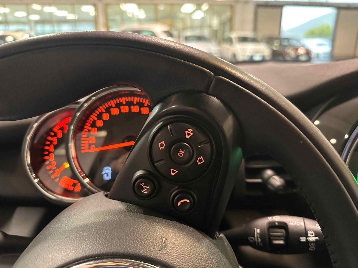 MINI One Boost + CHILI 1.5 BENZINA 102Cv - OTTIME CONDIZIONI - GARANZIA 24 MESI