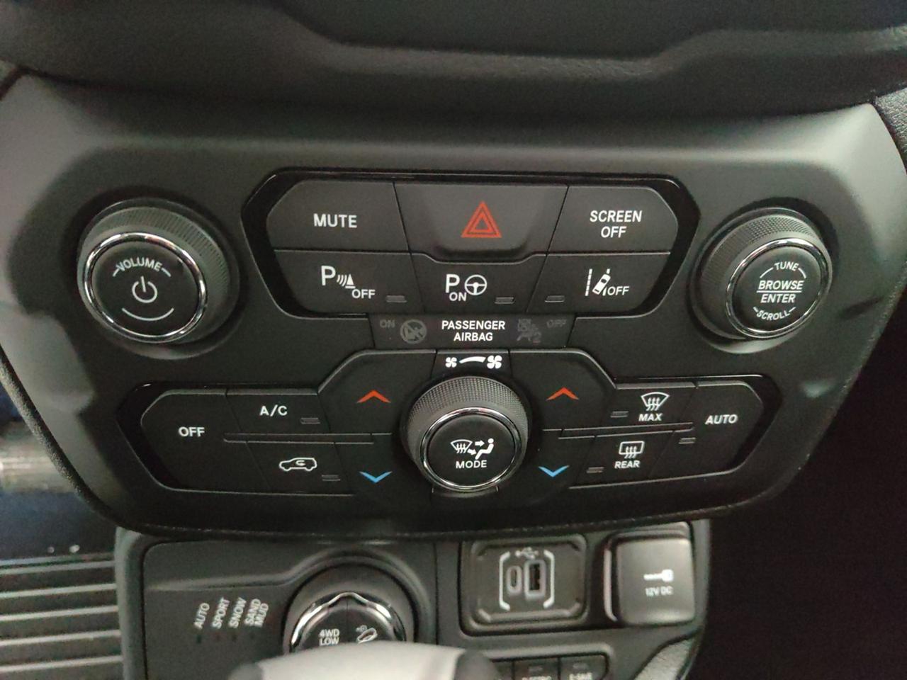 JEEP Renegade 2024 1.3 T4 PHEV 240 NORTH STAR 4XE AT6