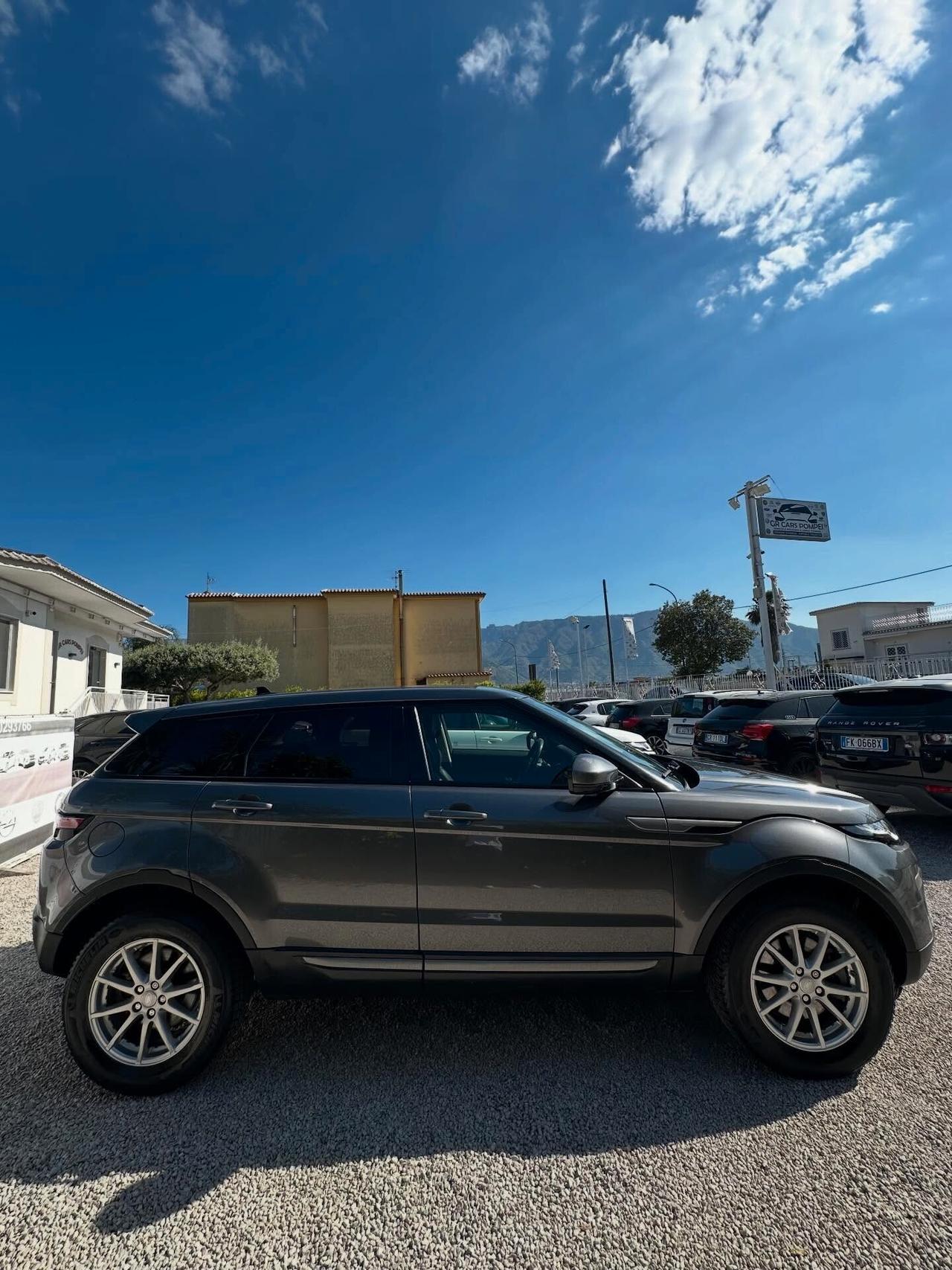 Land Rover Range Evoque 2.0 TD4 180 CV 5p. Pure