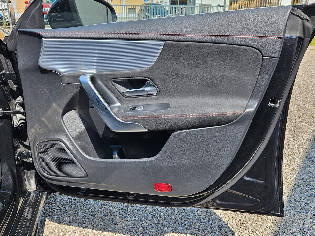 Mercedes-benz CLA 220 d Automatic 4Matic Shooting Brake Premium AMG