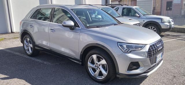 AUDI Q3 35 TFSI S tronic Business Advanced