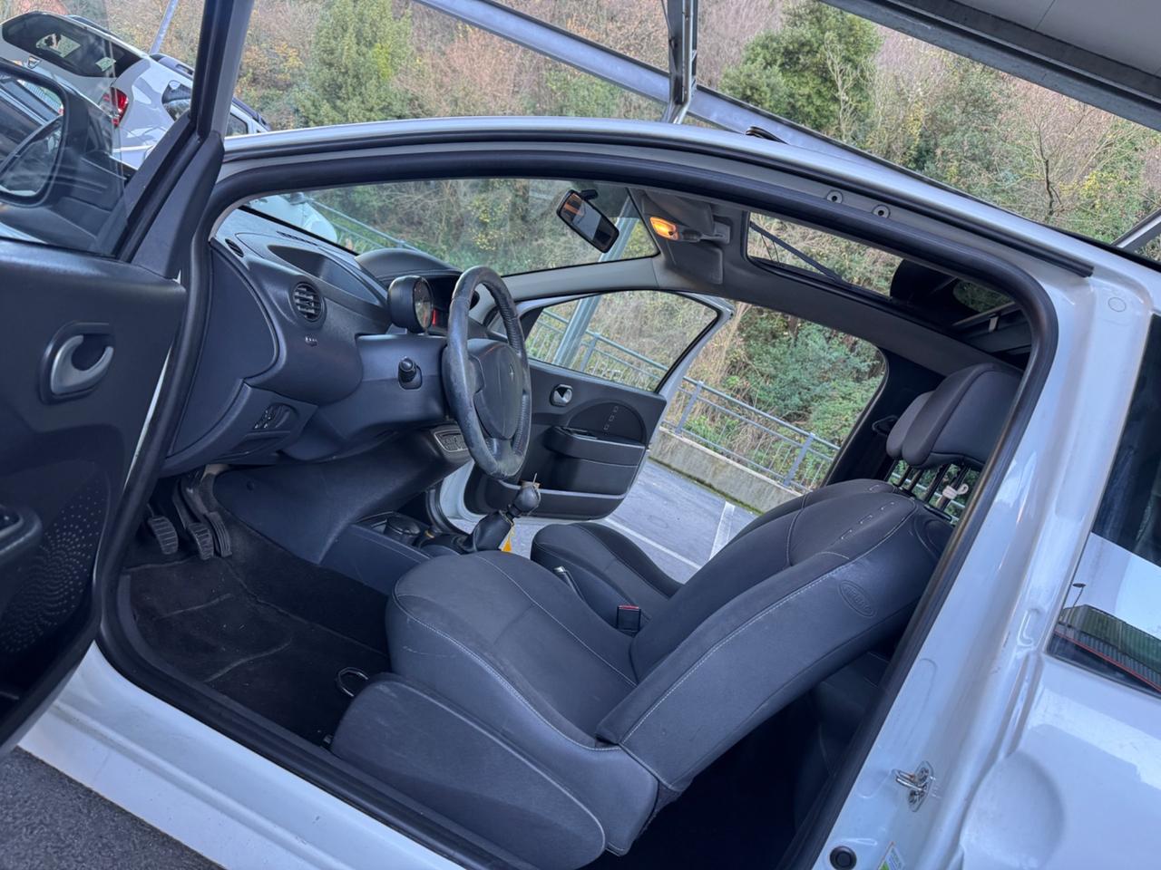 Renault Twingo 1.2 16V tetto apribile euro5 2011