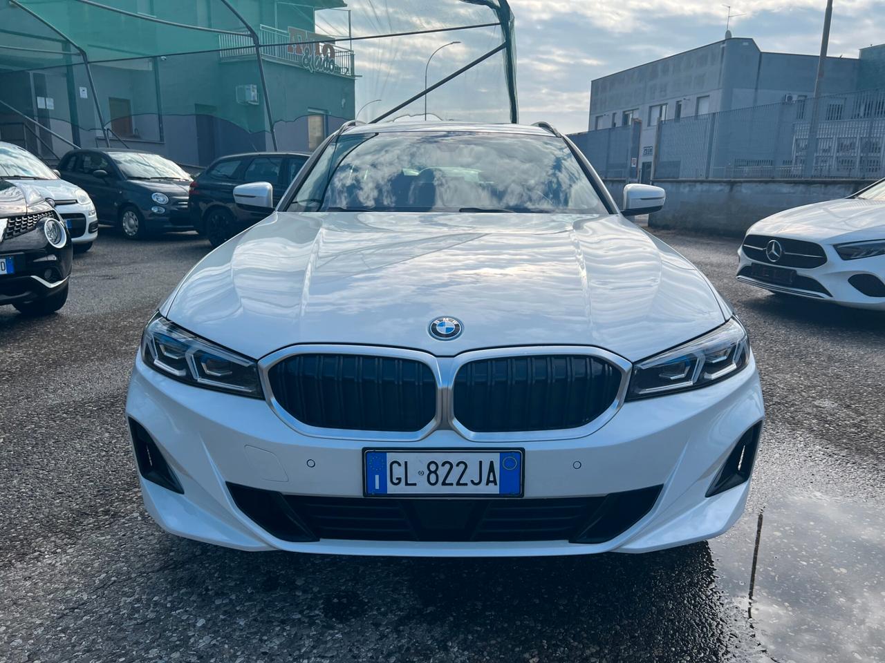 Bmw 330e G21 Touring auto