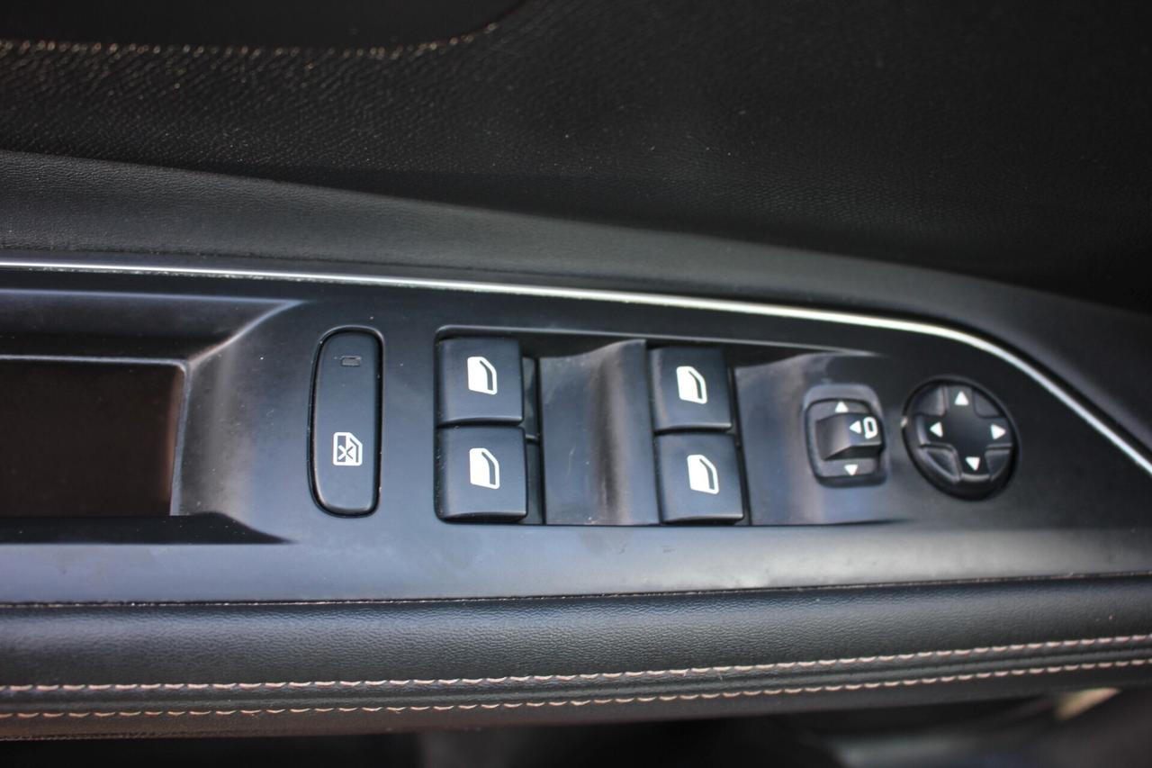 Peugeot 5008 GT 180CV eat8*PREZZO VERO*7posti-camera360