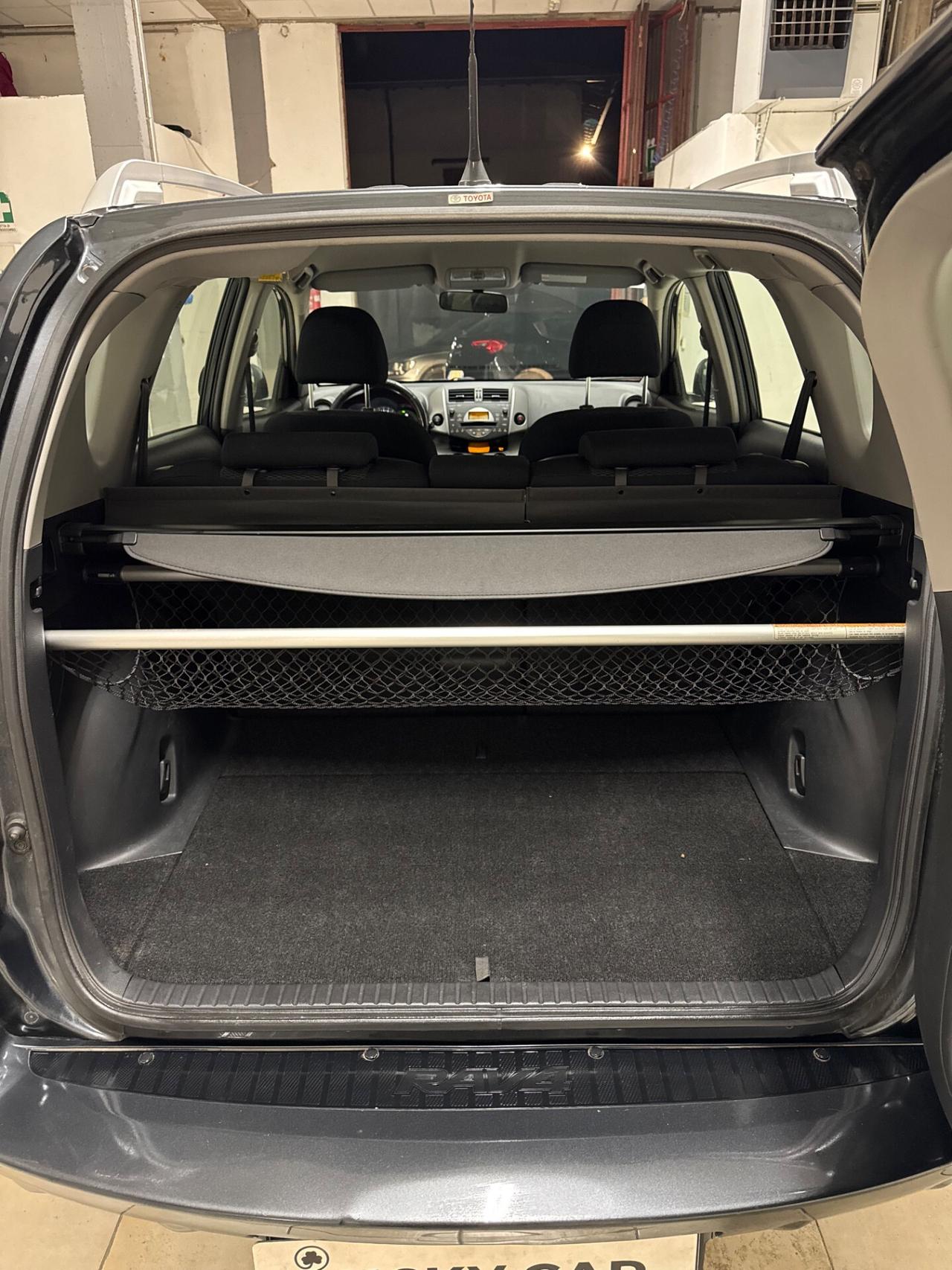 Toyota RAV 4 RAV4 2.2 D-4D 136 CV Sol