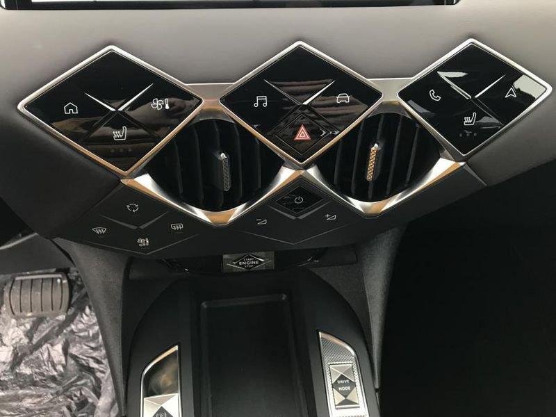 DS DS 3 PureTech 130 auto Antoine de Saint Exupery DS3 PARI AL NUOVO