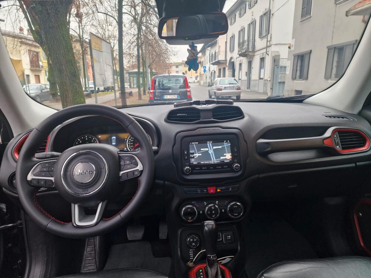 Jeep Renegade 170CV 4WD Trailhawk DISTRIBUZIONE NUOVA