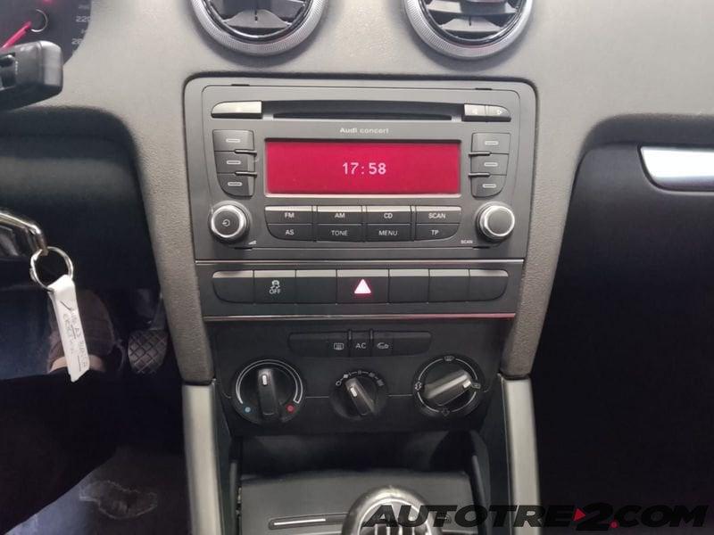 Audi A3 A3 1.6 tdi Attraction 90cv