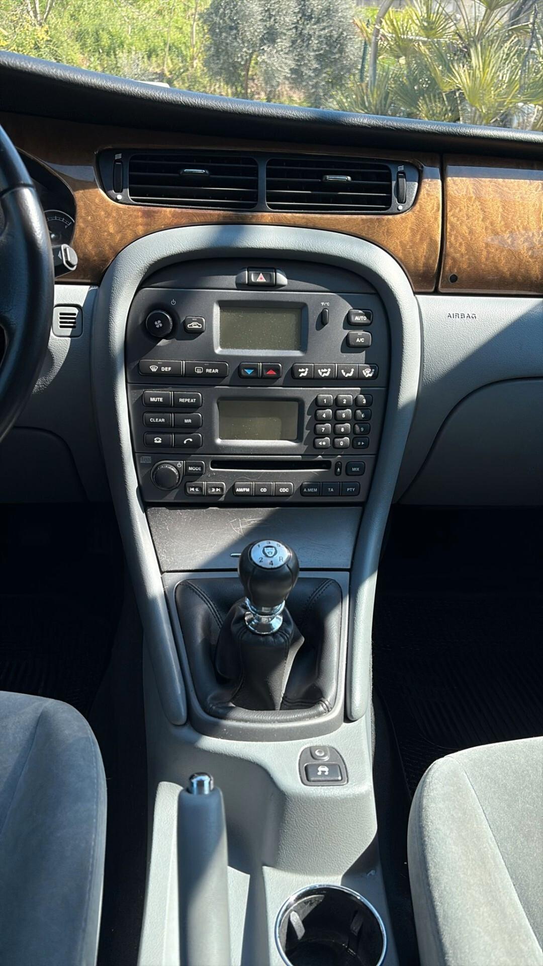 Jaguar X-Type Classic