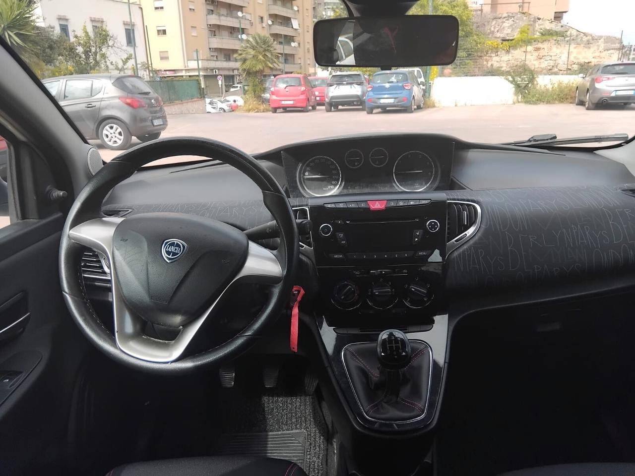 LANCIA YPSLON 1.3 MULTIJET 95CV 12 MESI GARANZIA