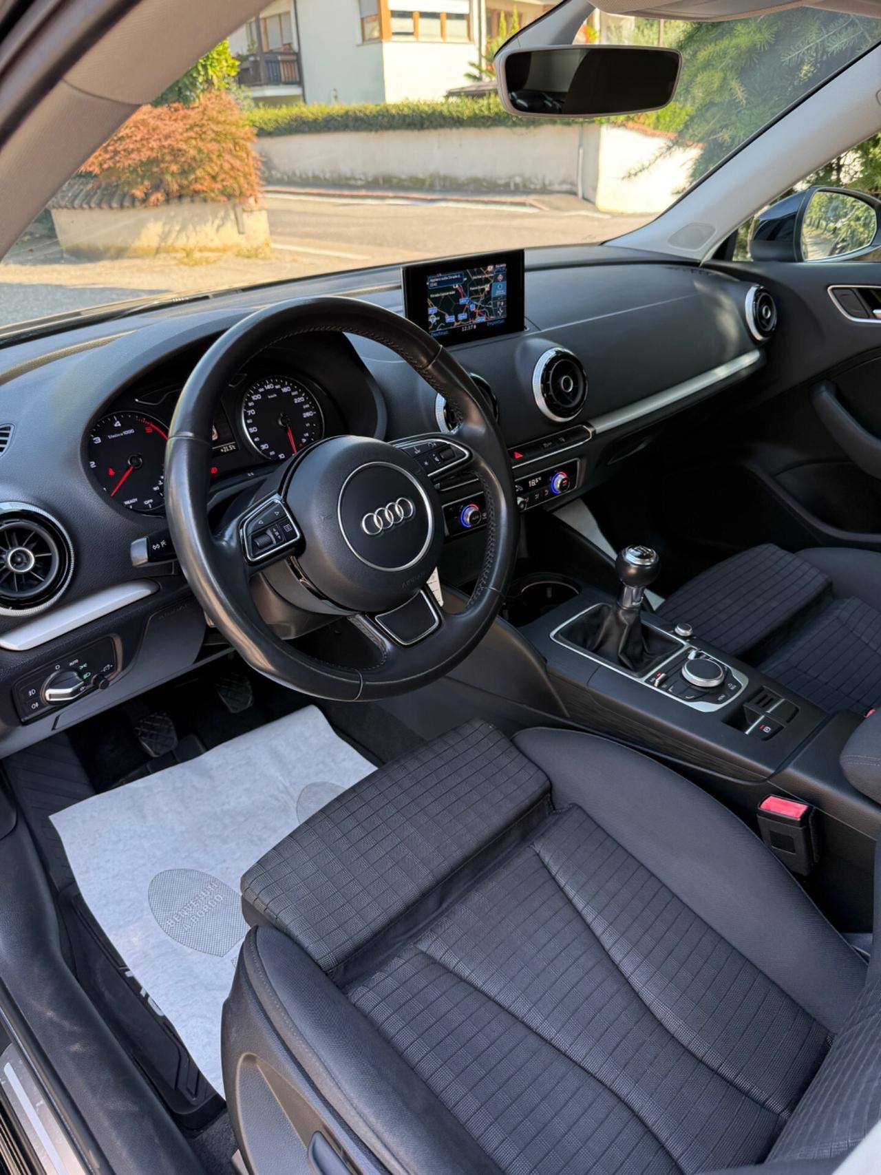 Audi A3 1.6 TDI clean diesel Ambiente