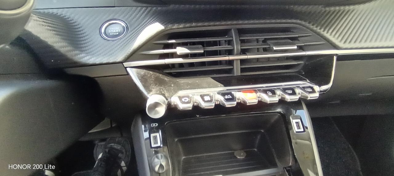 Peugeot e-208 5 Porte e-208 Active Pack 100kW