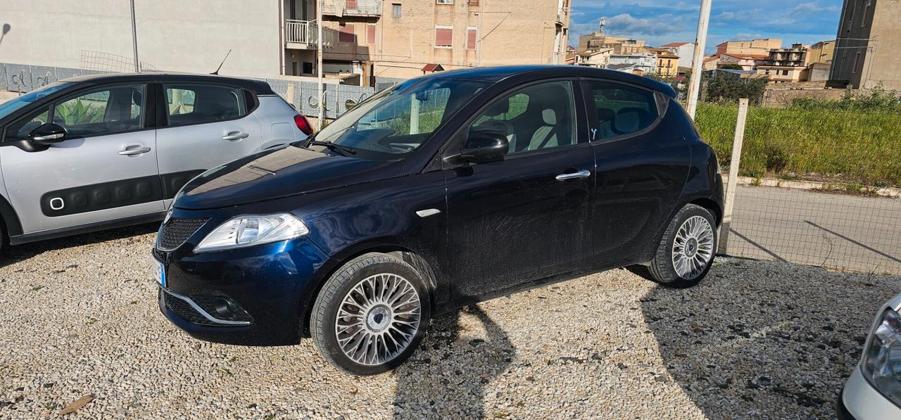 Lancia Ypsilon 1.3 MJT 16V 95 CV 5 porte S&S Platinum