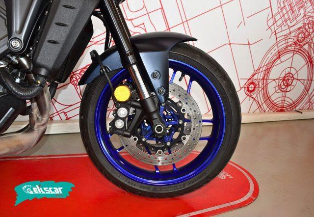 YAMAHA MT-09 MT-09