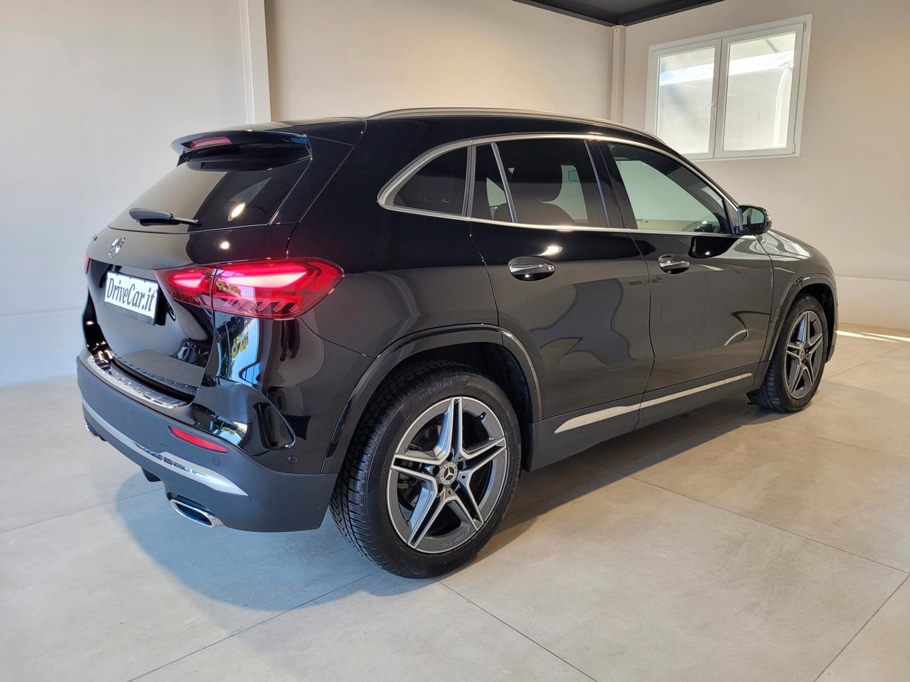 Mercedes-benz GLA 200 d AMG Line 8G-DCT LUCI AMBIENTE KEYLESS NAV