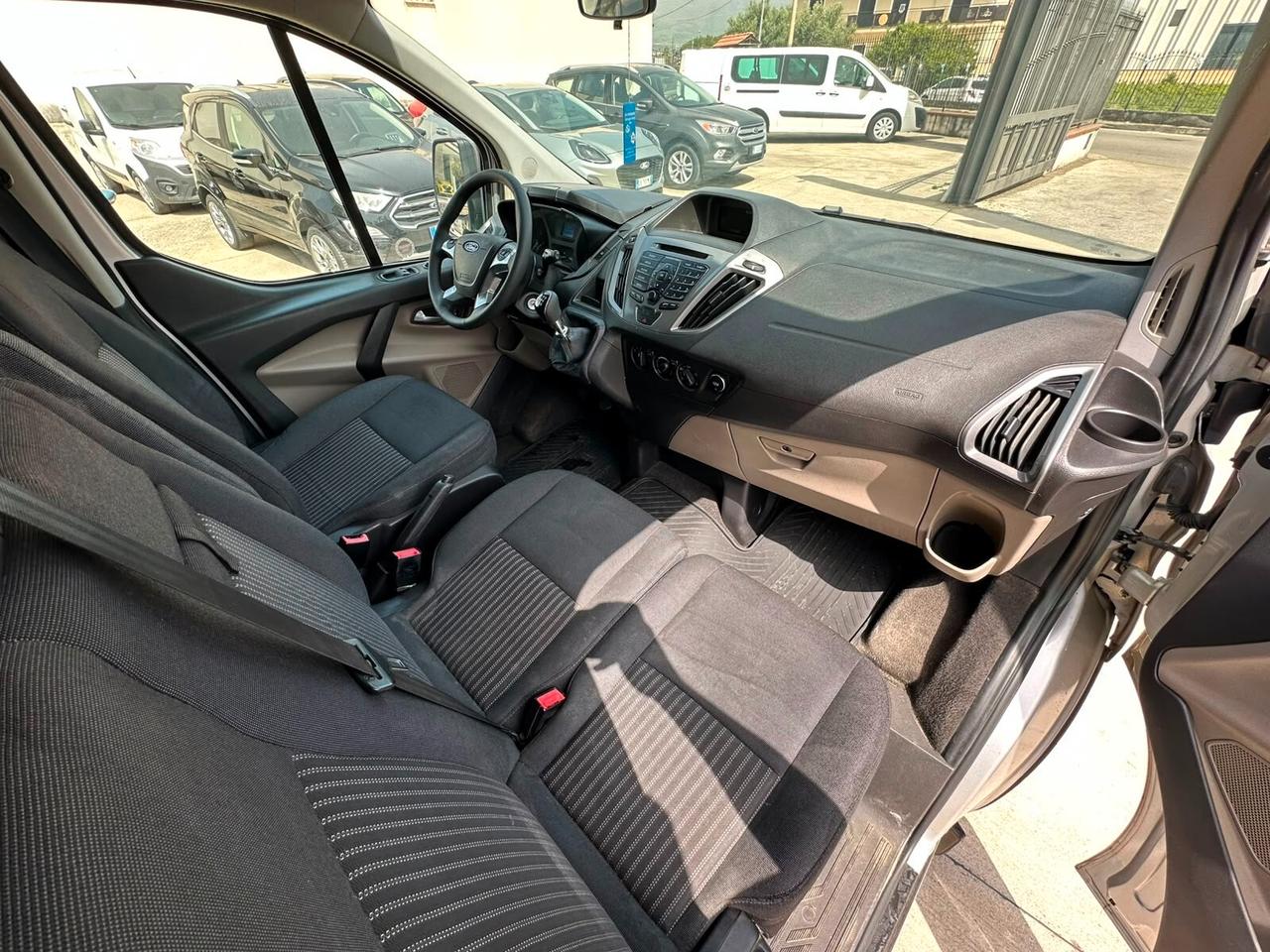 Ford Tourneo Custom 2.0 TDCi 130CV Trend