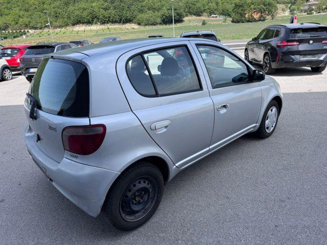 TOYOTA Yaris 1.0i 16V cat 5 porte OK neopatentati