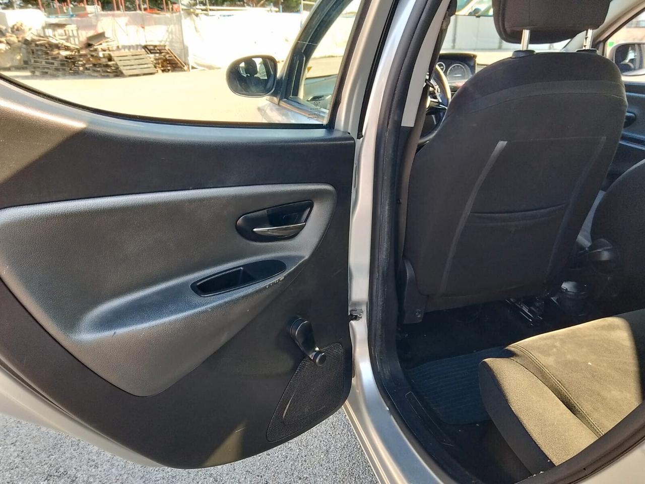 Lancia Ypsilon 1.2 GPL per commercianti