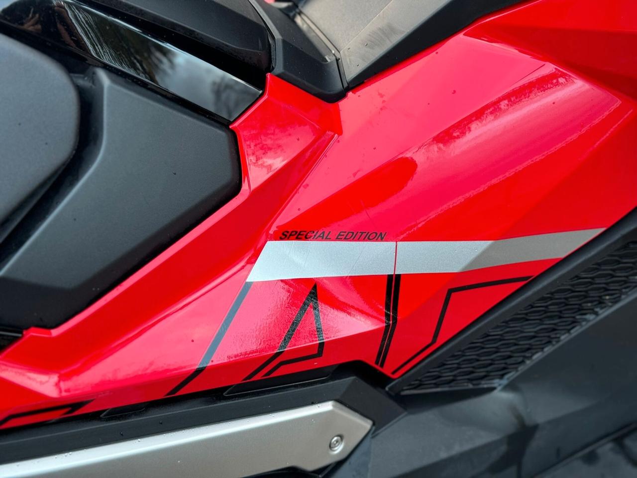 Honda X-ADV 750 edizione limitata