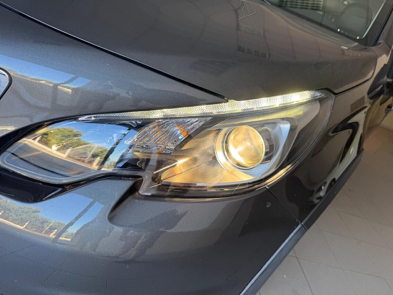 Peugeot 2008 1.6 HDI 100 CV Allure