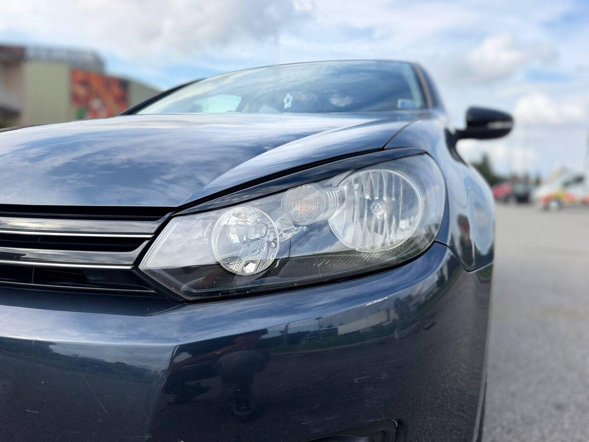 Volkswagen Golf 1.4 tsi Highline 5p dsg