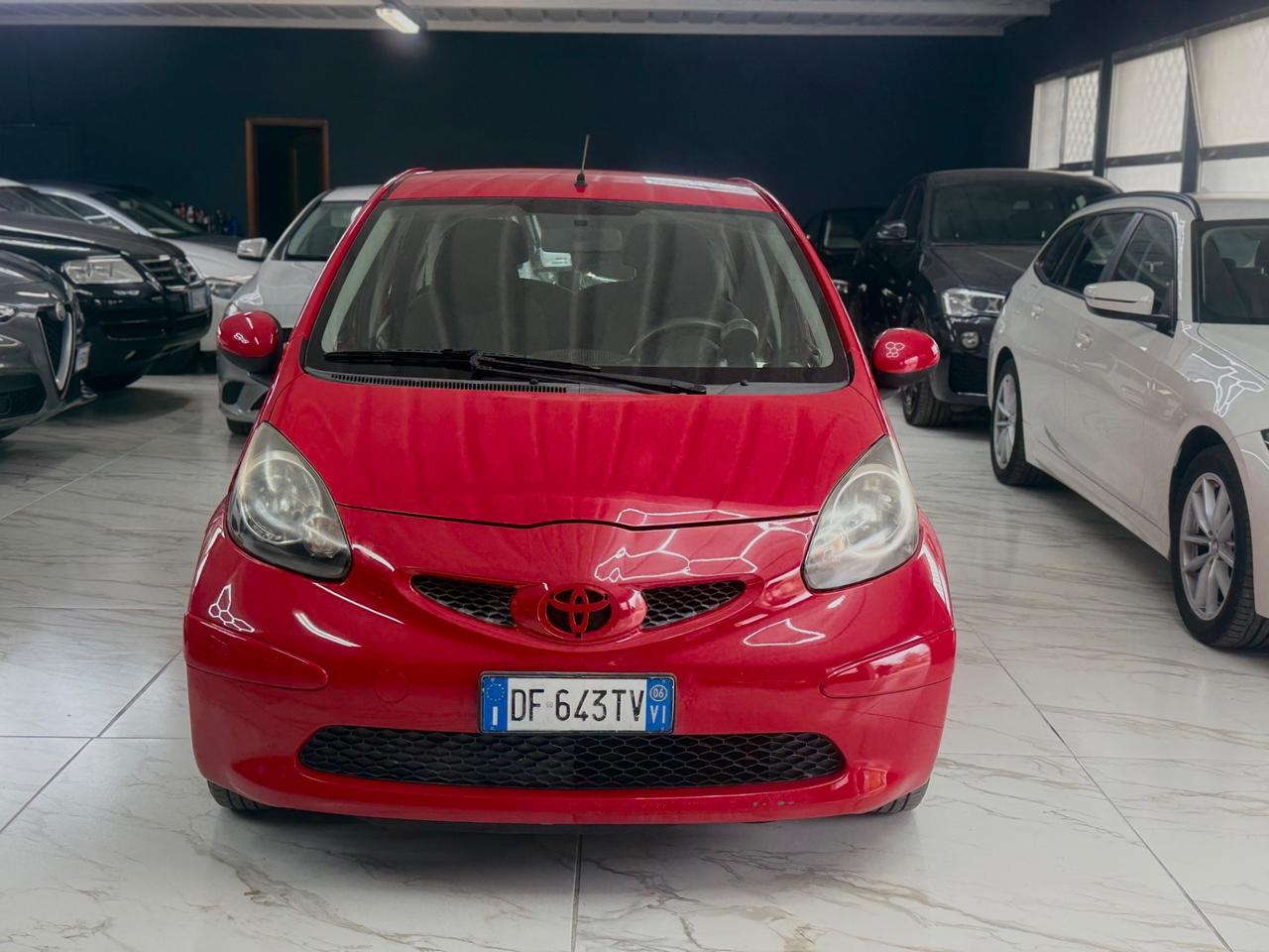 Toyota Aygo 1.0 12V VVT-i 5 porte