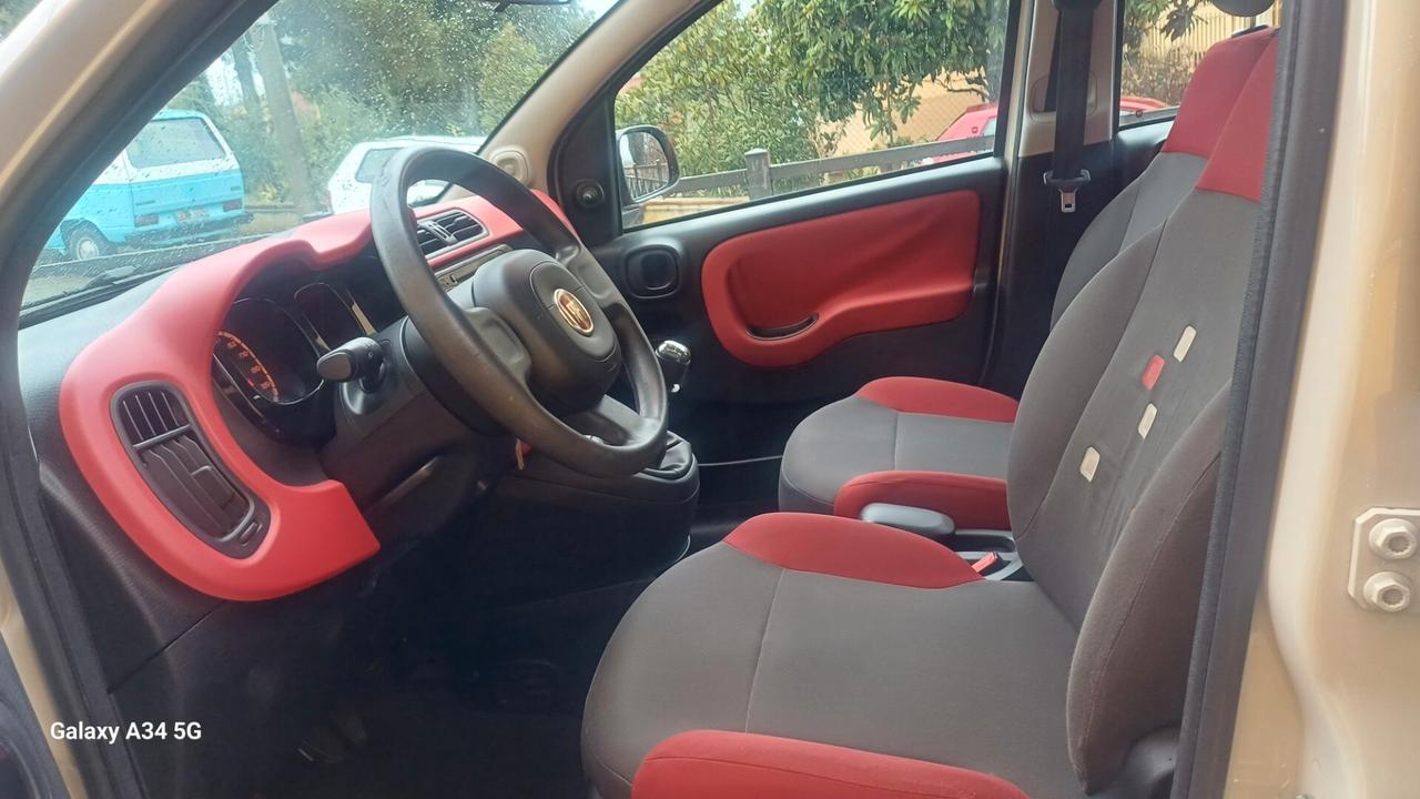 Fiat Panda 1.2 Lounge ( 12 mesi di garanzia)