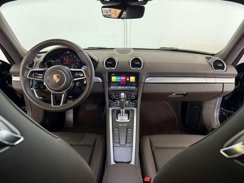 Porsche 718 Cayman