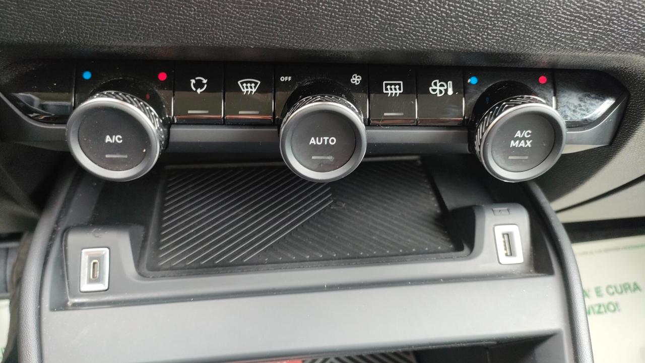 Citroen C4 BlueHDi 130 S&S EAT8 Feel Pack