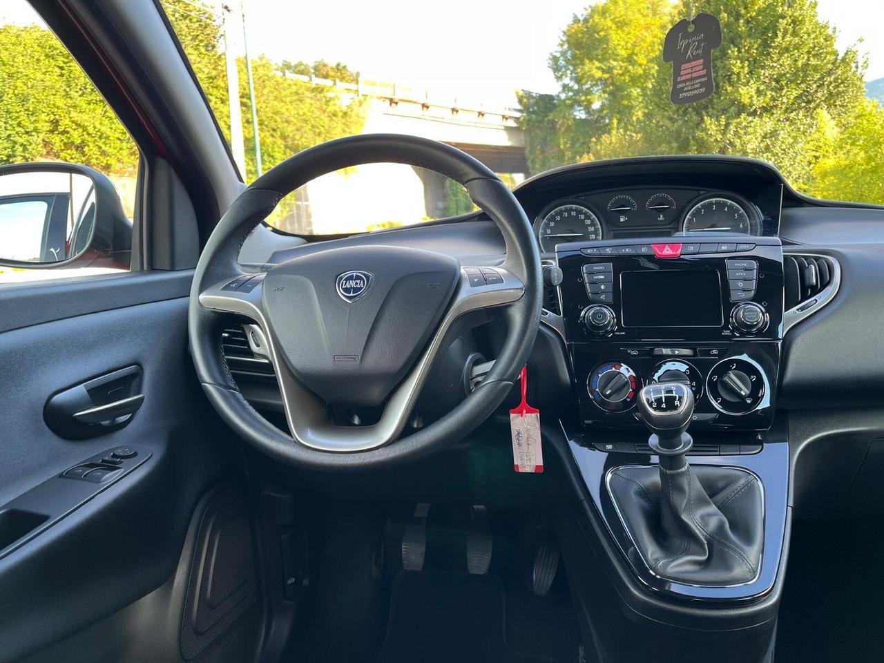 Lancia Ypsilon 1.2 BENZINA 69CV 5 porte Gold