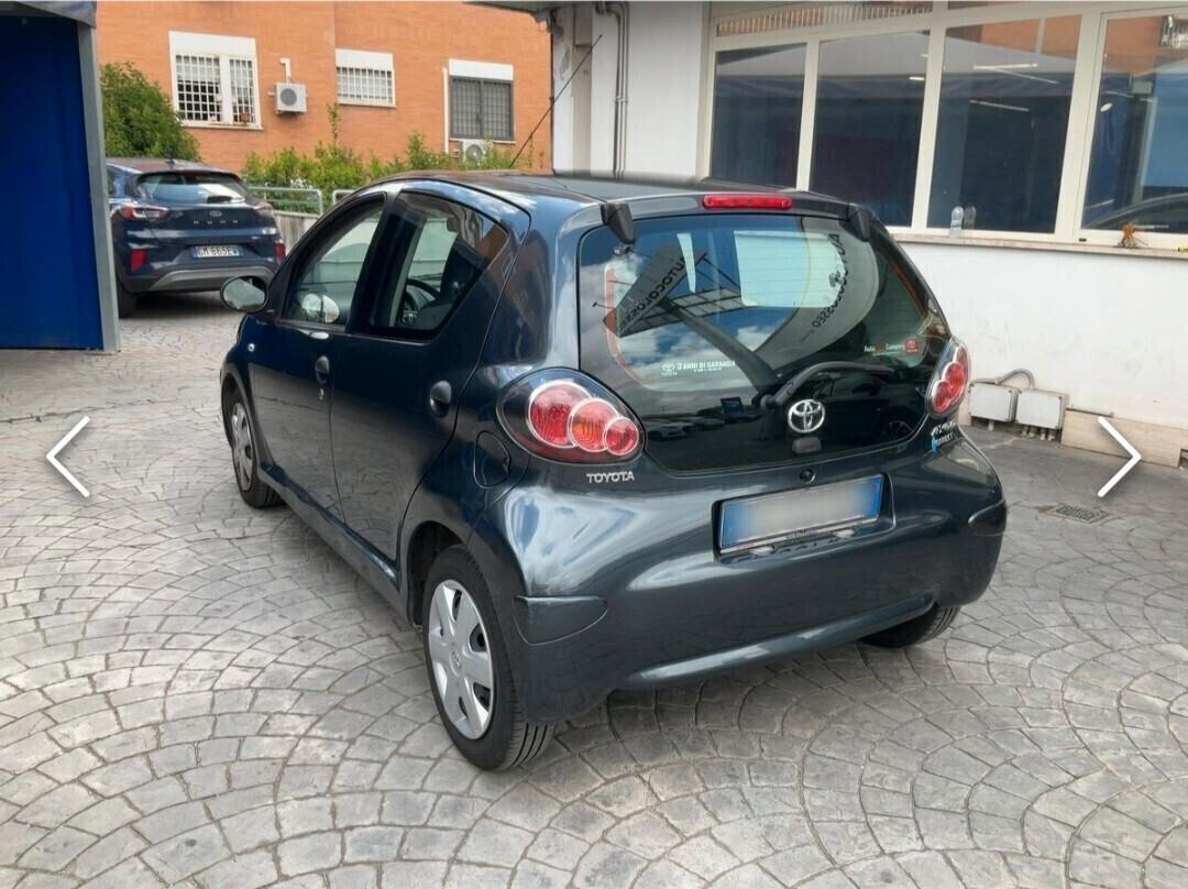 Toyota Aygo 1.0 5 porte Now Connect !KM 24.000!