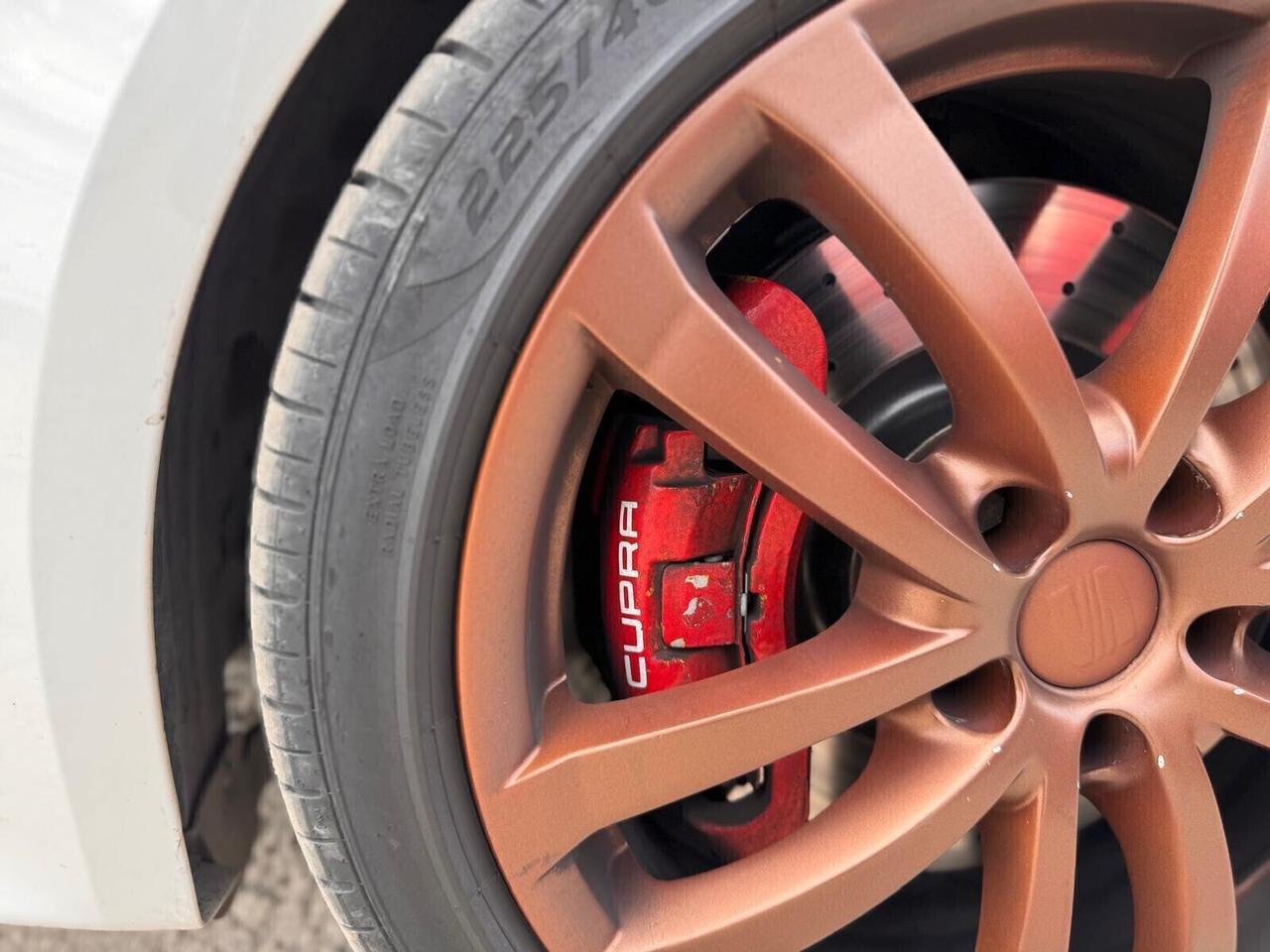 Seat Leon Cupra 2.0 Tfsi turbo benzina 245Cv