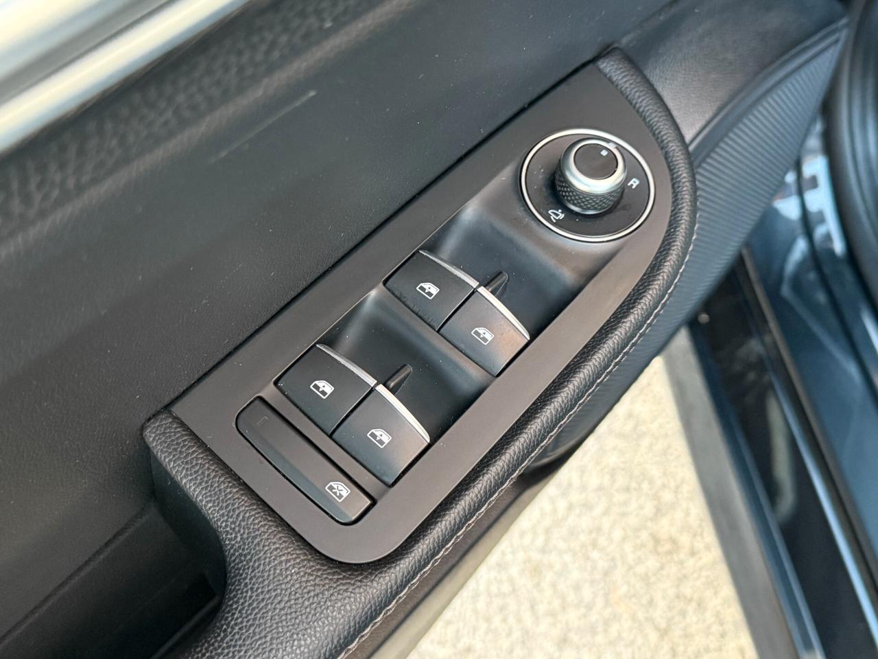 Alfa Romeo Giulia 2.2 TD 160CV NAVI LED - 2019
