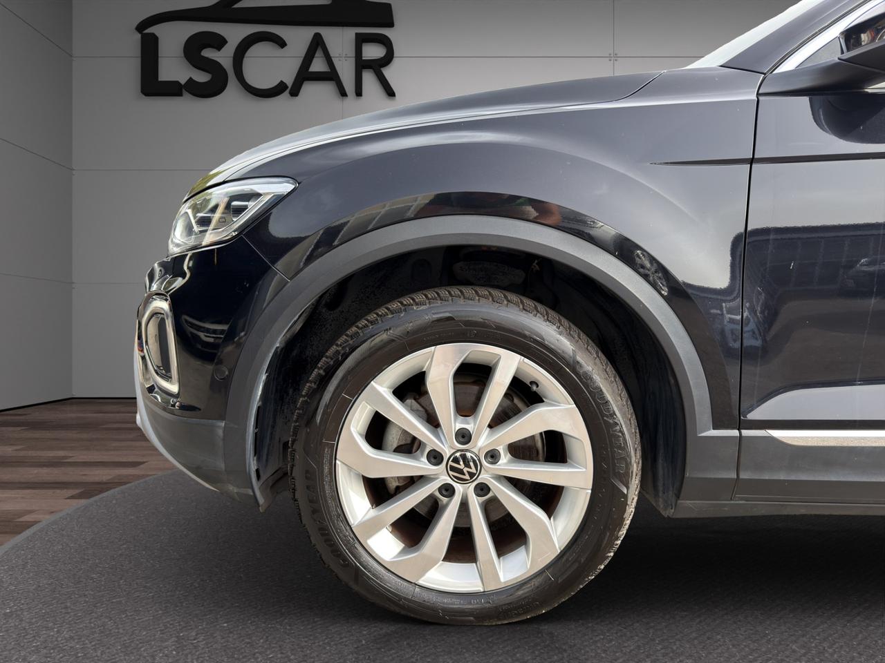 Volkswagen T-Roc 1.0 tsi STYLE 110cv - Unipro - Promo Finanziamento - Garanzia - Virtual Cockpit - Schermo - Sensori