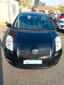Toyota Yaris 1.0i 16V cat 5 porte Expo