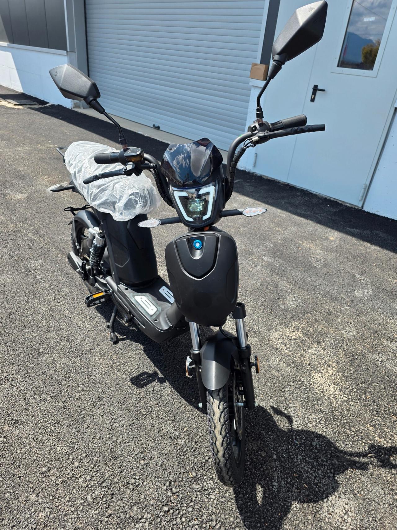 Altro SCOOTER ELETTRICO *NUOVO*