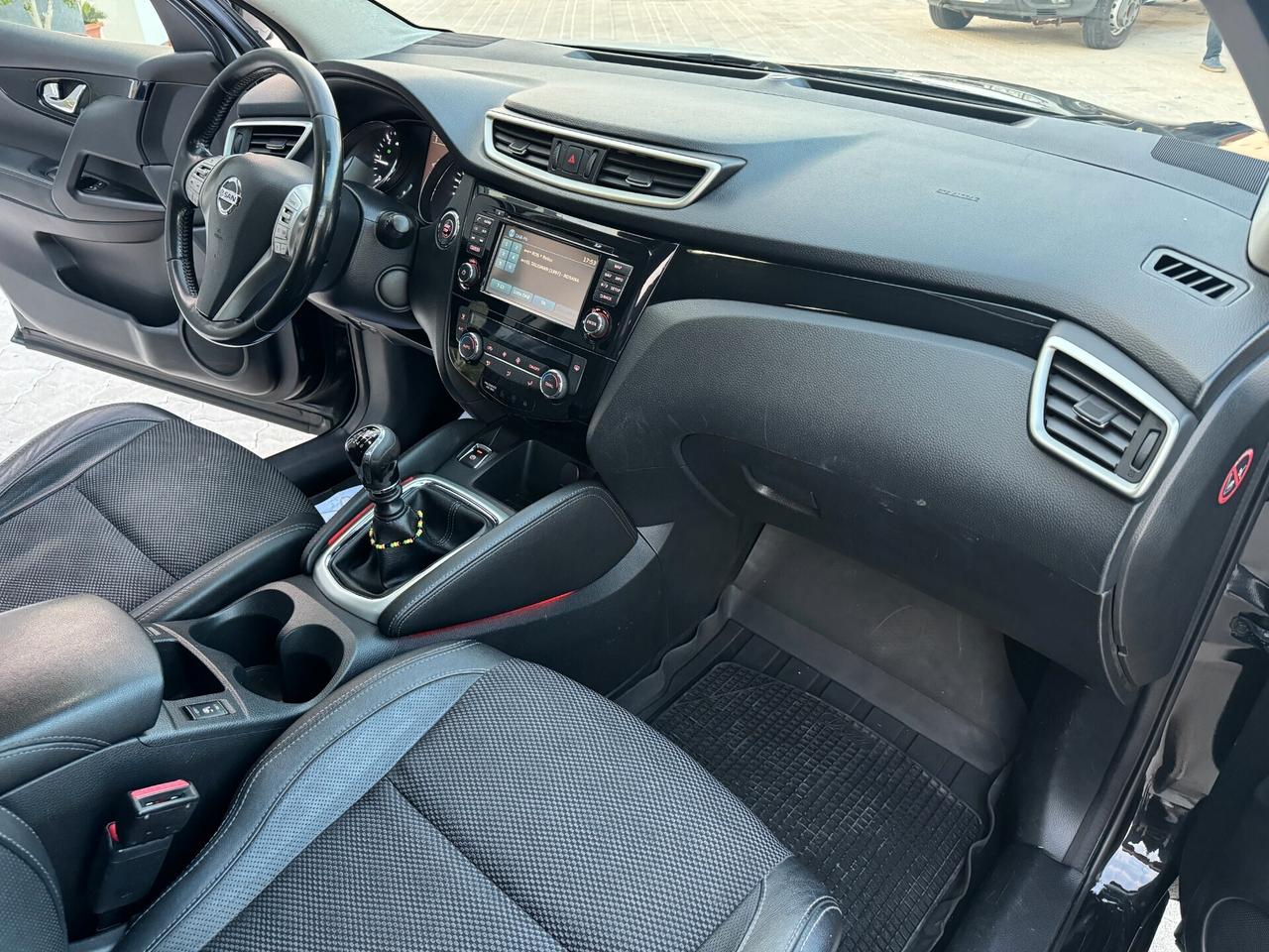 NISSAN QASHQAI 1.6 DCI 130CV TEKNA 2015