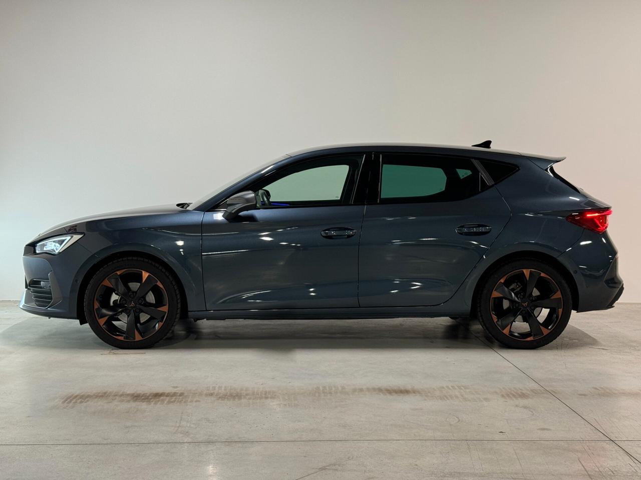Cupra Leon 1.5 Hybrid 150 CV DSG