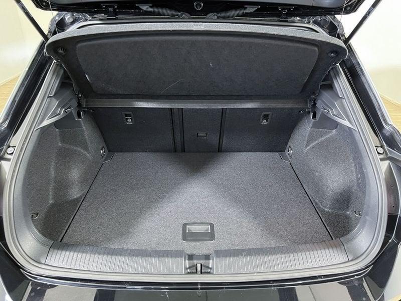 Volkswagen T-Roc T-Roc 1.0 tsi R-Line Plus 115cv