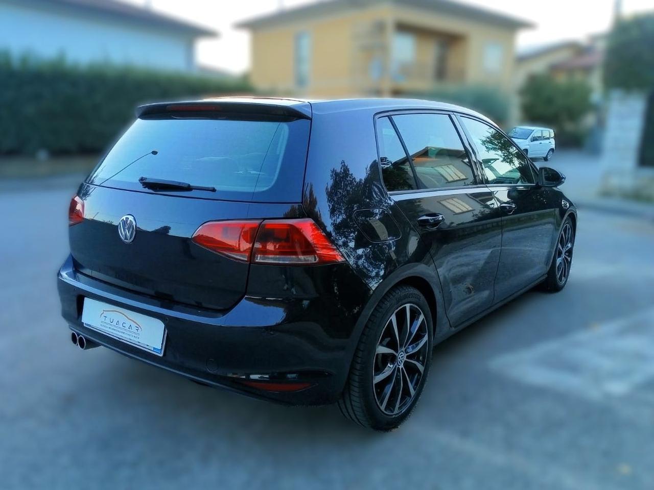 Volkswagen Golf Highline 2.0 TDI BlueMotion  #7353