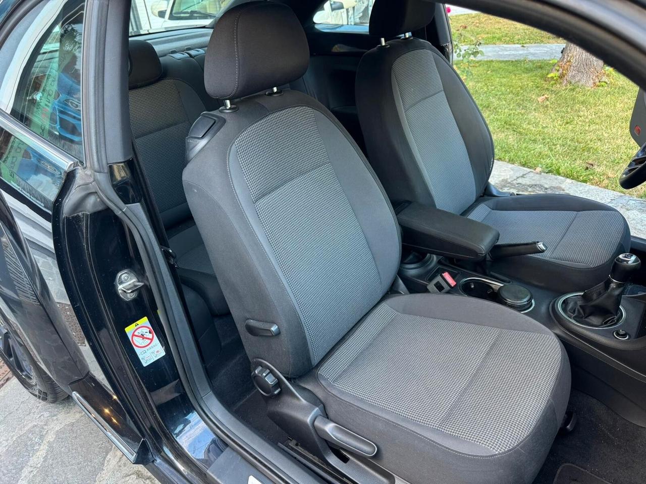 VW MAGGIOLINO 1.6 TDI DESING 105cv NEOPATENTATI