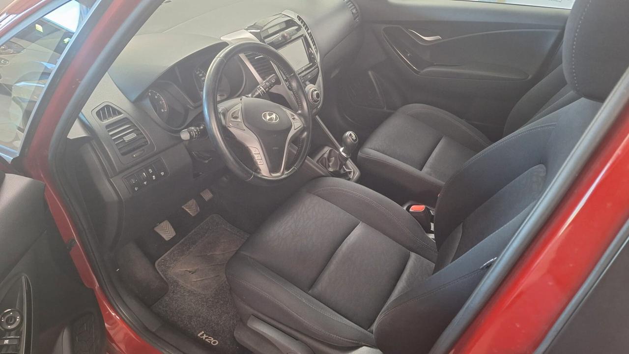 Hyundai iX20 1.4 90 CV APP MODE
