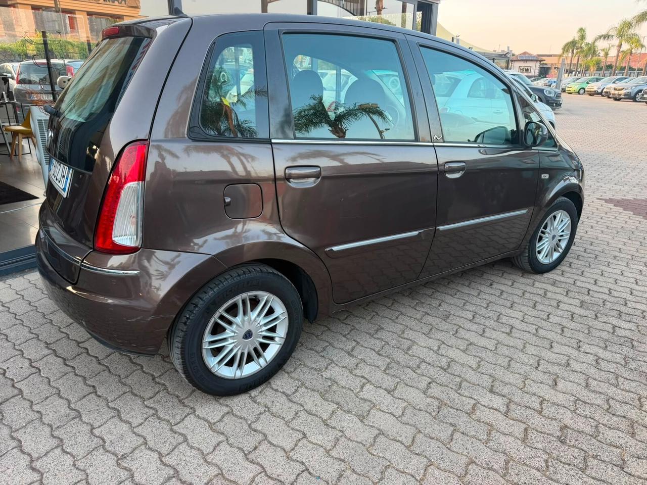 Lancia MUSA 1.3 Mjt 95 CV 5th Avenue