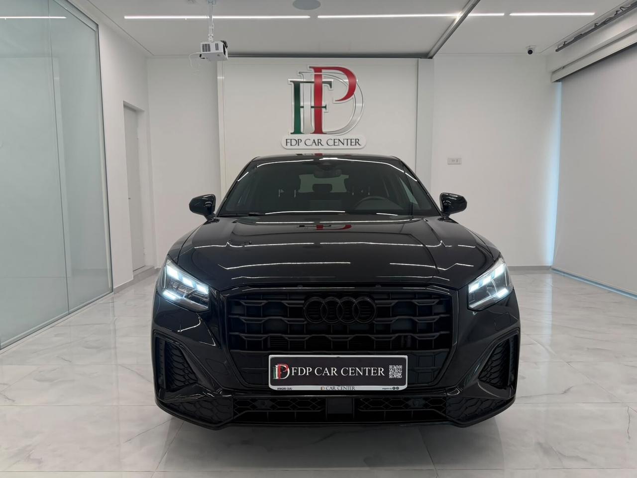 Audi Q2 30 TDI S line S tronic Identity Black