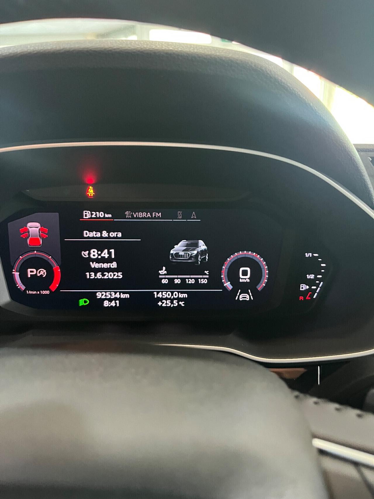 Audi Q3 35 2.0 tdi Business s-tronic 92.000 KM!!