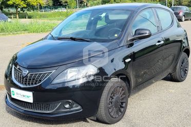 LANCIA Ypsilon 1.0 FireFly 5 porte S&S Hybrid Ecochic Silver