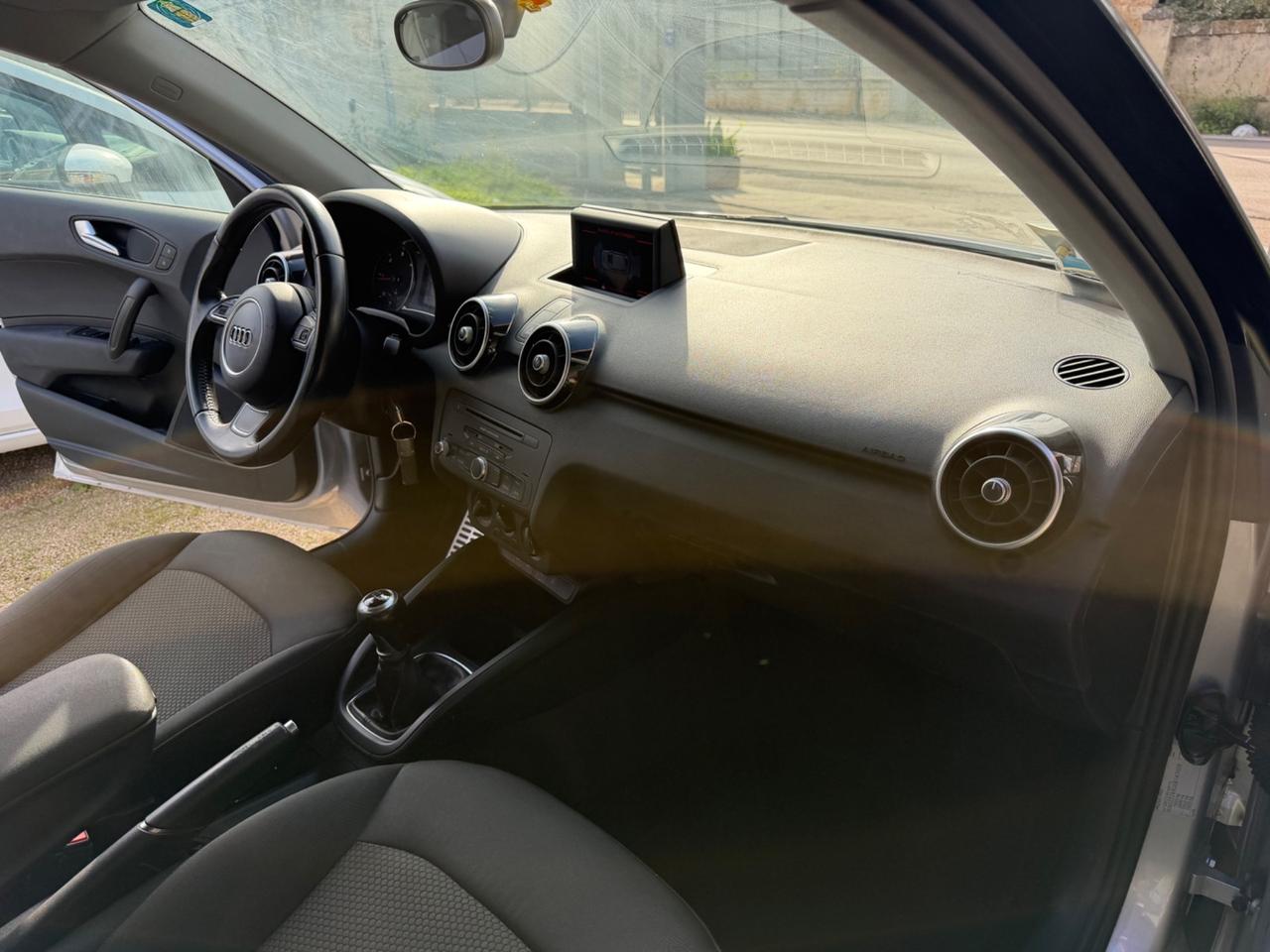 Audi A1 SPB 1.6 TDI S-Line