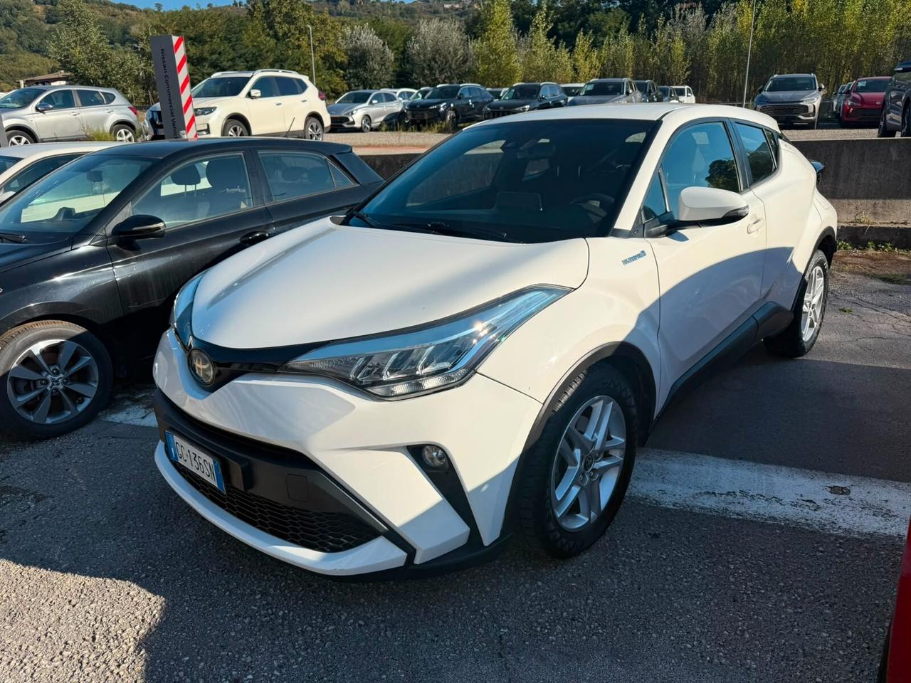 Toyota C-HR 1.8 Hybrid E-CVT Active